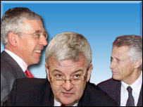 (از راست به چپ) دومنيک دو ويلپن، وزير خارجه پيشين فرانسه، يوشکا فيشر، وزير خارجه آلمان و جک استرا وزير خارجه بريتانيا مذاکرات اروپا با ايران را از چند ماه قبل آغاز کردند