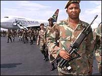 Afrika Birliği askerleri