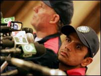 بھارتی ٹیم کے کپتان راہول ڈراوڈ اور کوچ گریک چیپل