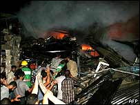 Cena de um ataque a um carro do Hamas