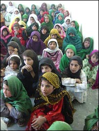 نابلدی اطفال بازگشته