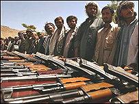 افراد خلع سلاح شده در افغانستان