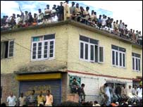 شیخ عبدالعزیز  کے ابائي قبصہ ميں تعزیتی اجتماع 