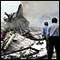 Destroços do avião em Medan, Indonésia