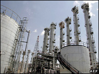 Lò phản ứng hạt nhân nước nặng Arak