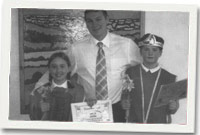 Enillwyr y Gadair a'r Goron yn Eisteddfod Ysgol Gymraeg Rhydaman.