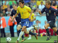 Kaká no jogo contra a Austrália