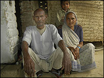 अपने पति के साथ गिरिजा देवी