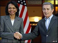 A secretária de Estado americana, Condoleezza Rice, e o presidente da Colômbia, Álvaro Uribe
