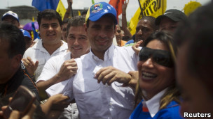 Candidato venezuelano Henrique Capriles