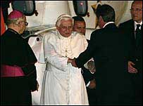 Papa chegando em São Paulo