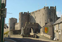 Castell Penfro © BBC