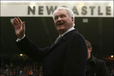 Sir Bobby Robson at St James' Park in 2008