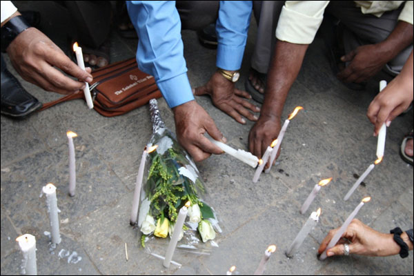 आक्रोश और संवेदना