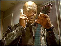 Samuel L. Jackson no filme Serpentes a Bordo