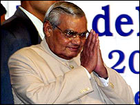 واجپئی سارک سربراہ اجلاس میں شرکت کے اسلام آباد جا رہے ہیں