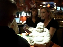 Nicky passou um mês consumindo diferentes variedades da droga