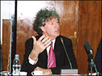 جان کين استاد علوم سياسی دانشگاه وست مينستر 