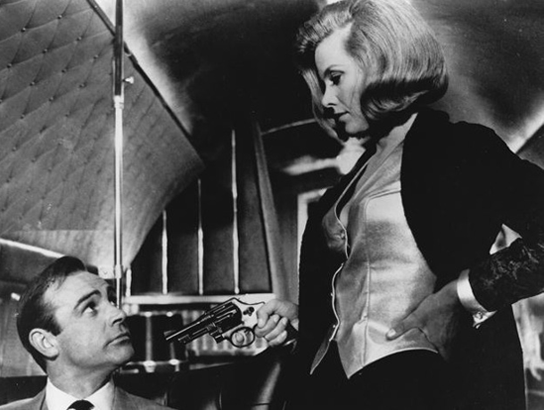 邦德女郎格勞爾(Pussy Galore)