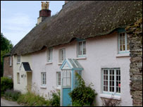 传统式样的英国茅庐