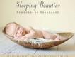 Foto do livro "Sleeping Beauties: Newborns in Dreamland