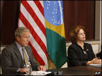 O presidente dos EUA, George W. Bush, e a ministra-chefe da Casa Civil, Dilma Rousseff, em encontro em Washington