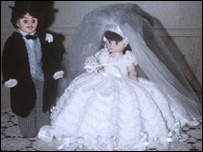 عروسی در سن کم يا گدی بازی؟