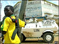 کودک سرباز عضو گروه های شبه نظامی کنگو