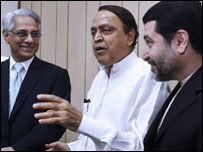 ईरान और पाकिस्तान के पेट्रोलियम सचिवों के साथ मुरली देवड़ा (फ़ाइल फ़ोटो)