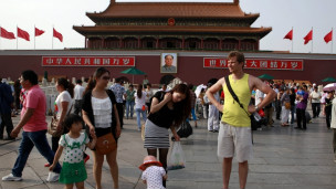 馬拉松和展覽被推遲說明圍繞18大的準備在秘密進行