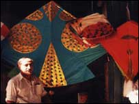 جنرل ضیاالحق کے دور میں کرکٹ کے میچ اور بسنت کا تہوار کو بہت فروغ ملا۔ 