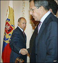 لاوروف (راست) و پوتین