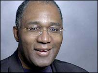 کمیشن کے سربراہ سر ٹریور فِلپس