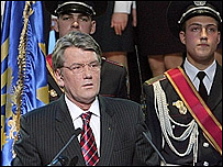 Президент Ющенко на засіданні РНБО у четвер закликав прем'єра не апелювати до силовиків