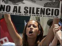 Chavez karşıtı gösterici