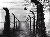 Auschwitz toplama kampı