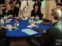 سولانا و لاريجانی