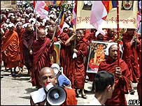 Protestos em Mianmar