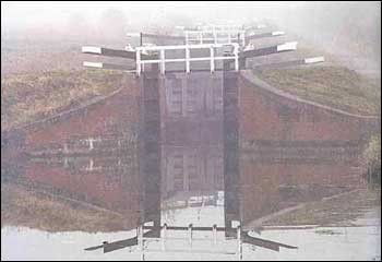 Caenhill flight of locks