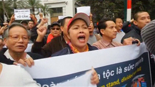 Biểu tình chống Trung Quốc ở Hà Nội hôm 9/12