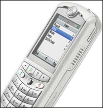 ऐपल का आई-पॉड के साथ मोबाइल फ़ोन