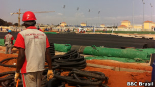 Odebrecht executa obras de ampliação de 'clube do presidente' (Foto: João Fellet/BBC Brasil)