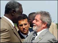 Presidentes Lula e John Kufuor, de Gana