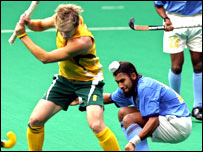 ऑस्ट्रेलियाई और भारतीय हॉकी खिलाड़ी