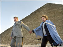 Luis Inácio Lula da Silva e a esposa, Marisa, no Egito