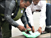 बम निष्क्रिय करता विशेषज्ञ