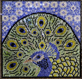 Obra 'The Pride of Peacock', de Claire Milner, com cristais Swarovski (imagem: Gemstone Creative)