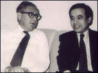Hai ông Henry Kissinger và Nguyễn Tiến Hưng trong một lần gặp