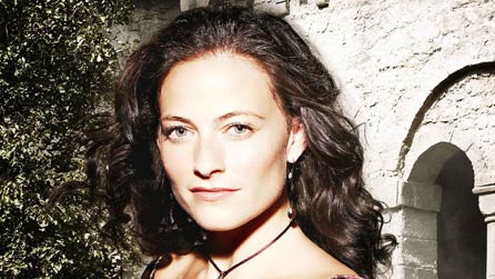 Lara Pulver as Isabella