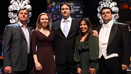 Yuriy Mynenko, Ekaterina Shcherbachenko, Jan Martiník, Eri Nakamura and Giordano Lucà. Photo © Brian Tarr